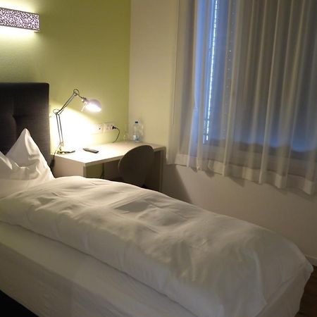 Partner Hotel Ag Зофинген Екстериор снимка