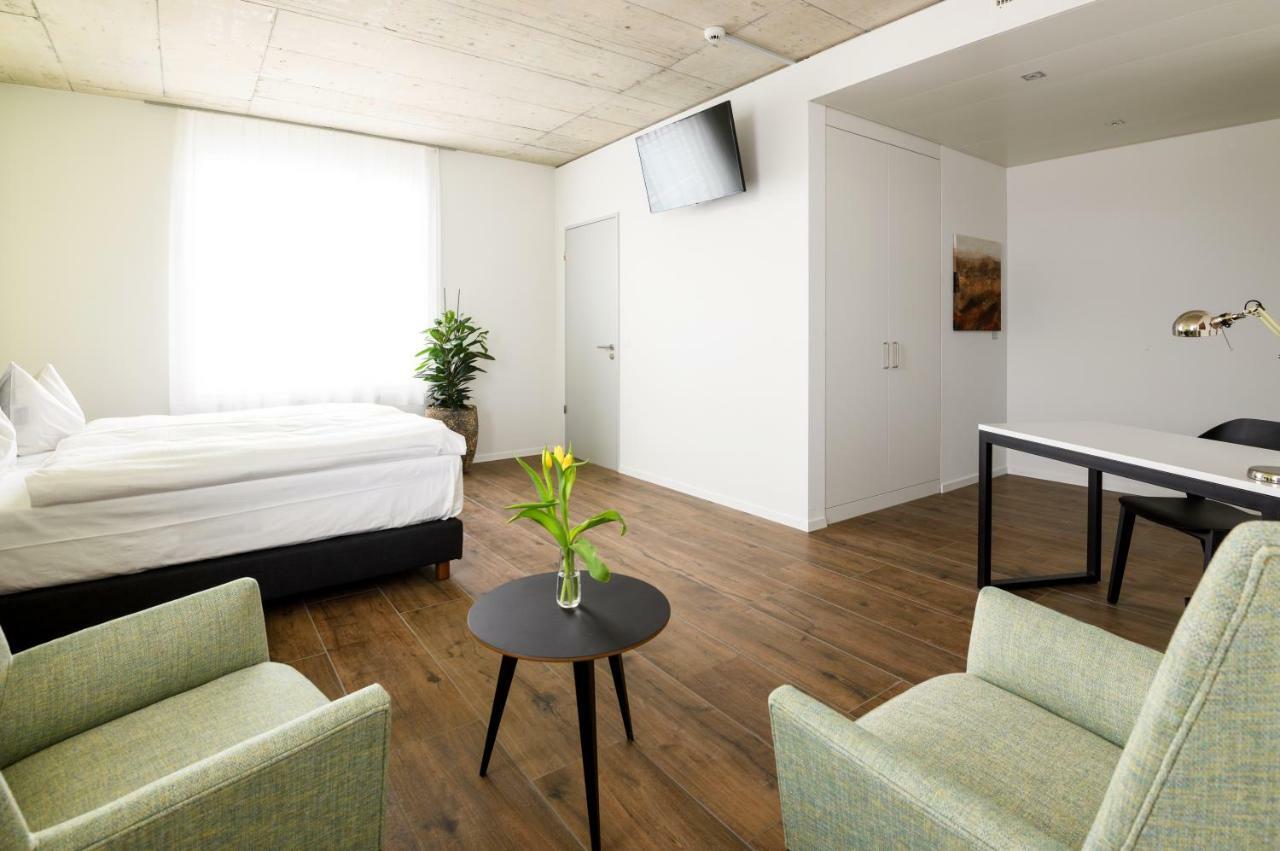 Partner Hotel Ag Зофинген Екстериор снимка