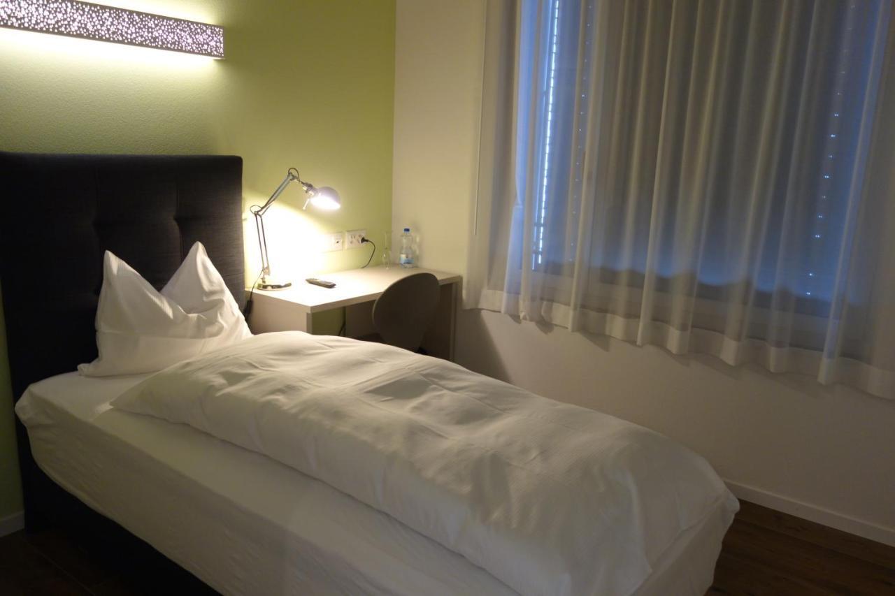 Partner Hotel Ag Зофинген Екстериор снимка